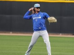 小熊隊的凱文·阿爾坎塔拉正在爭奪開幕日的名單位置,在休賽期手術後終於擺脫了疼痛