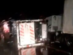 羅薩裡奧遭遇強烈風暴:卡車翻覆,大風和冰雹過後道路封閉