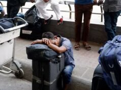 由於戰爭導致中東大部分空中交通中斷,數十萬人被困