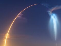 SpaceX 希望發射 100 萬顆衛星。以下是它如何影響大氣和夜空