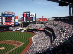 布雷特·巴蒂在大都會春訓賽擊敗紅雀隊中大放異彩