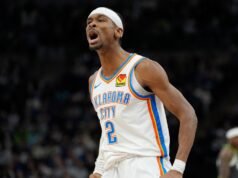 雷霆球星謝伊·吉爾傑斯·亞歷山大追平威爾特·張伯倫的連勝紀錄