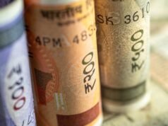 盧比兌美元匯率下跌 31 派薩,開盤於 92.32