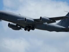 6名美國飛行員在空難中喪生;赫格斯稱伊朗領導人“可能是畸形的”