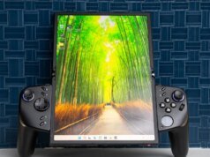 這款 Windows 遊戲掌上型電腦具有可對折的螢幕