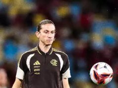 弗拉門戈隊在頭條新聞和壓力下解雇了菲利佩·路易斯