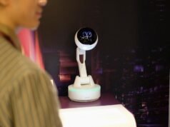 聯想的機器人創意可以幫助你簽署數位文件(也許還會惹惱同事)