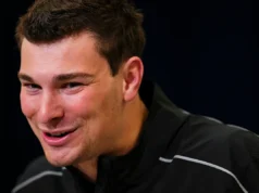 馬克斯·克羅斯比的交易是一記大砲,標誌著突襲者隊圍繞費爾南多·門多薩進行大規模重建的開始。