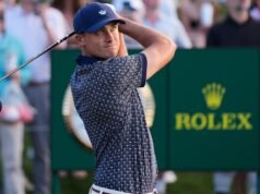 路德維希·阿伯格在球員錦標賽上領先三桿