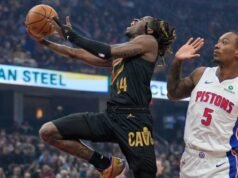 NBA 綜述:傑倫泰森、詹姆斯哈登帶領騎士隊在沒有多諾萬米切爾的情況下擊敗活塞隊。