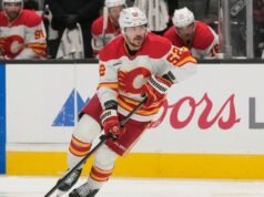 火焰隊同意將麥肯齊·韋格交易到猛獁象隊,等待球員批准