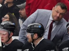 雪崩隊擊敗國王隊,DJ 史密斯首次擔任臨時主教練