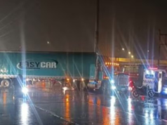 拖拉機拖車與巴士相撞導致嚴重交通堵塞 SITP – Publimetro Columbia