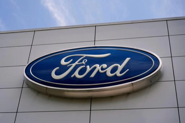 Ford-Rearview_Recall_54159.jpg
