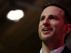 美國設計總監Joe Gebbia使用的這個神秘金屬裝置是什麼?