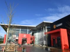 在曼城效力 11 年後,曼聯任命達倫休斯為青訓發展主管