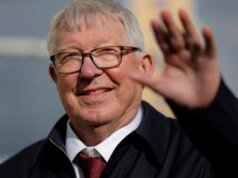 四匹馬在 2026 年亞歷克斯·弗格森爵士切爾滕納姆音樂節上奔跑