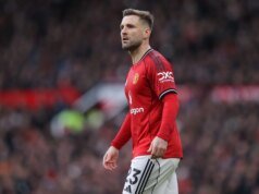 曼聯應該關注盧克·肖的世界盃對手劉易斯·霍爾對陣紐卡斯爾的比賽