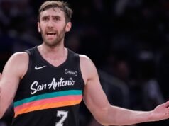 科內特要求老鷹隊取消與魔術城成人娛樂俱樂部的促銷活動