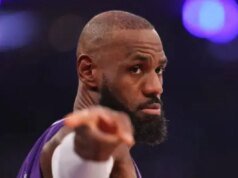 勒布朗詹姆斯在洛杉磯一家醫院用真誠的舉動感動了湖人球迷