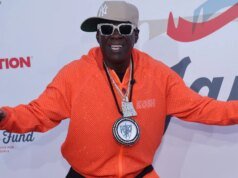Flavor Flav 為拉斯維加斯美國女子曲棍球隊推出 GoFundMe