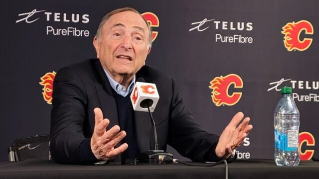 NHL-Commissioner-Gary-Bettman.jpg