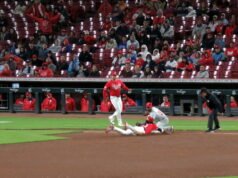 藍鳥隊與費城人隊進行一場激動人心的對決