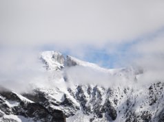 預計山區降雪量可達 14 英寸