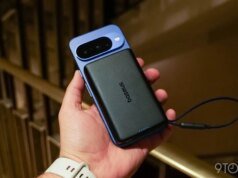 這個 10,000mAh Qi2 電池組對於 Pixel 10 來說足夠薄了