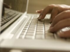 桑坦德銀行和英國文化協會提供 30,000 門線上英語課程和 100 項雅思考試