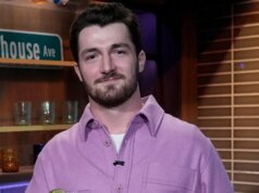 連恩尼遜的兒子丹尼爾在 29 歲時接受心臟手術並康復