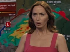 外星人在最新的揭秘日預告片中宣布了他們的存在