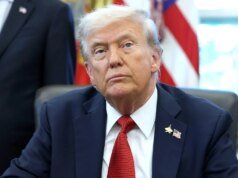 川普警告稱,如果伊朗拒絕聽從警告和其他重大頭條新聞,伊朗將面臨「20倍更猛烈」的襲擊