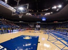 在南阿拉巴馬州和卡羅來納州沿海地區的一場鬥毆中,一名裁判被腳絆倒。