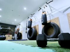 他們發現健身房裡吵鬧的音樂並不能提升表現