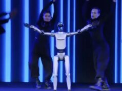 觀看榮耀首款人形機器人從笨拙的原型進化為圓滑的舞者