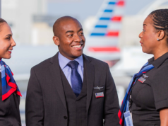 美國航空悄悄解僱數十名空服員