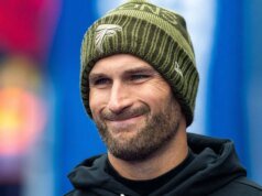 國家內部人士透露了柯克·考辛斯在電視上的未來,因為 NBC 和 CBS 拼命尋求 NFL 廣播替代品