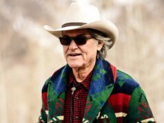 庫爾特·拉塞爾在《餐桌禮儀》中捍衛狩獵生活方式與荒野根源