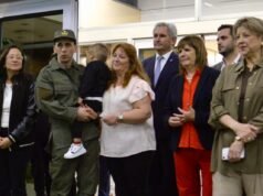 納韋爾·加洛在委內瑞拉被拘留 448 天后抵達阿根廷