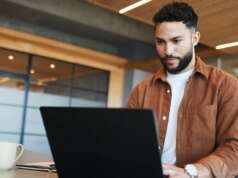 川普勞工部提議取消拜登承包商政策