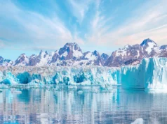 科學家發現格陵蘭冰蓋深處隱藏著巨大的旋轉羽流