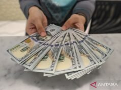 由於市場參與者等待並關注美國就業數據,盧比走弱