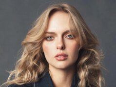 由潔西卡貝爾金主演的電視劇《海灘救護隊》(獨家)