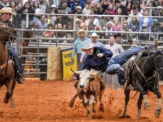 闊別 40 年後,世界牛仔競技冠軍來到白宮拜訪川普