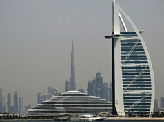 西亞戰爭:杜拜和耶路撒冷發生大爆炸的消息