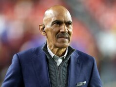 NFL 新聞:NBC 解僱托尼鄧吉 (Tony Dungy),他在賽前節目中執教了 17 個賽季。