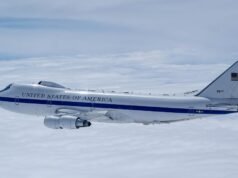 「末日飛機」在弗雷斯諾演習,戰爭升級引發恐懼