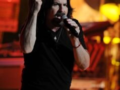 湯米·德卡洛 (Tommy DeCarlo) 去世:波士頓歌迷轉型歌手,享年 60 歲