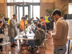 中期投票開始時評估全國選區重新劃分之戰